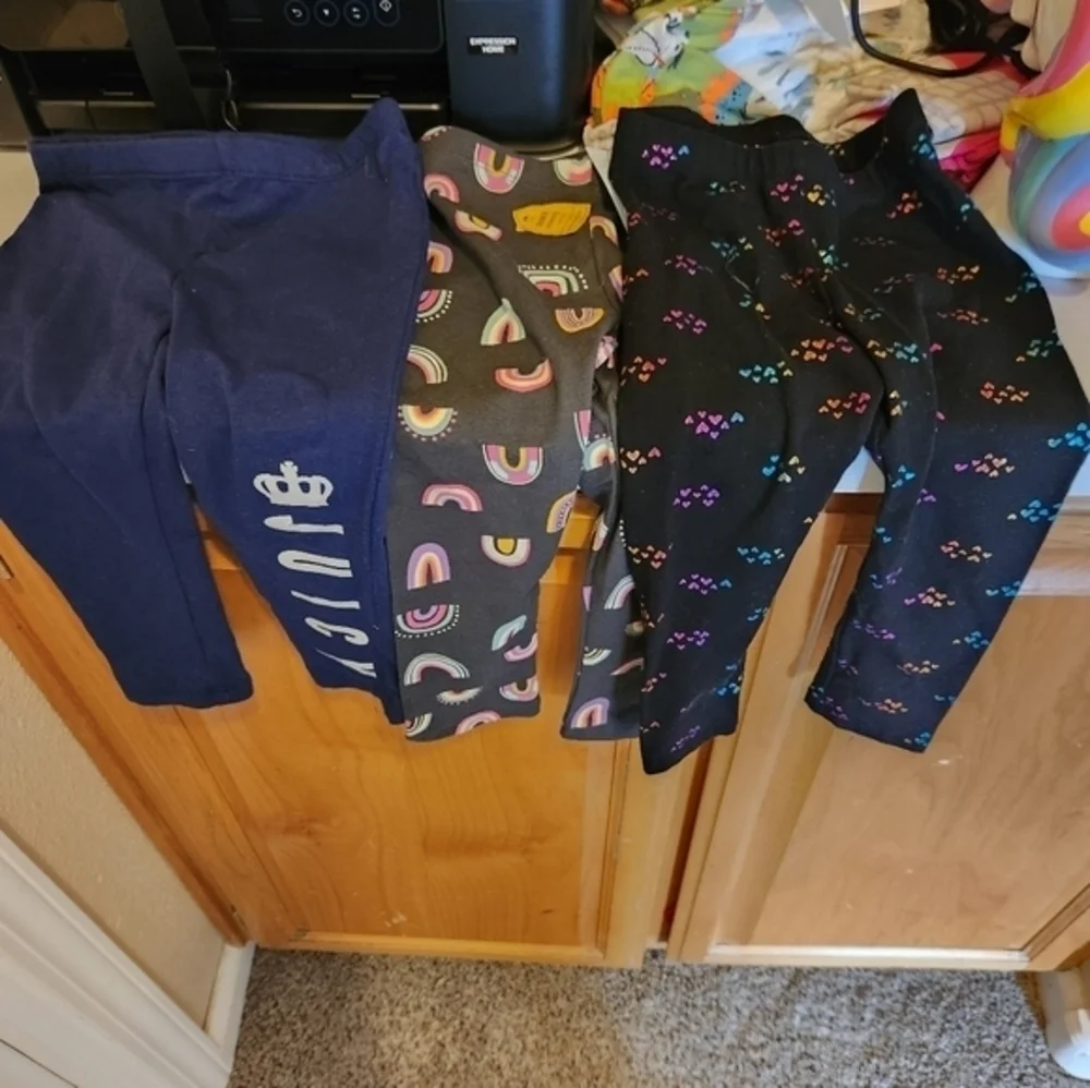 Size T2 girls pants‎